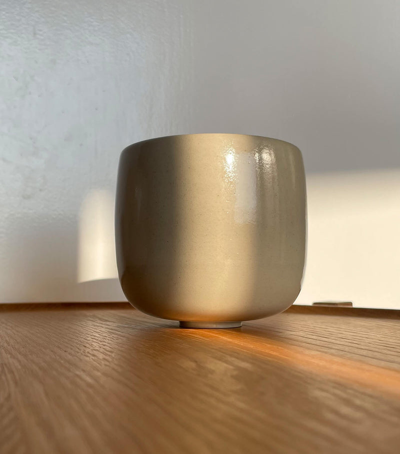 Vase ~ blank beige